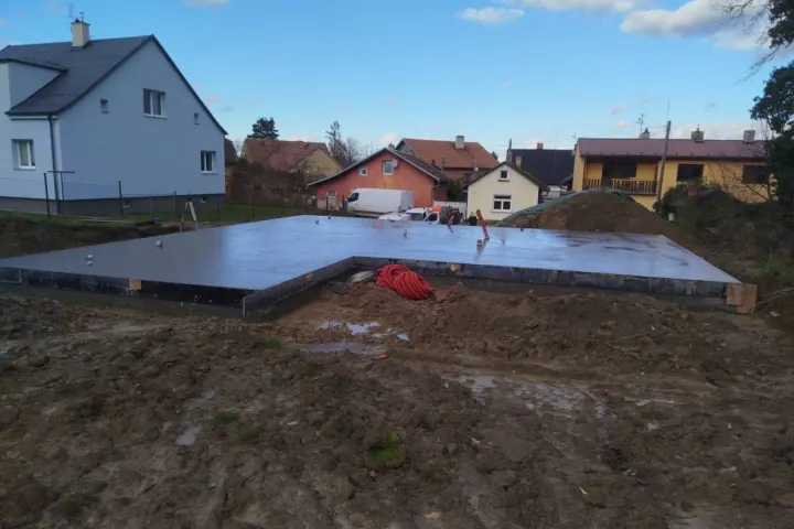 Základová deska ve Smolkově.