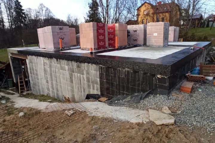 Rodinný dům v Petřvaldě ve výstavbě.